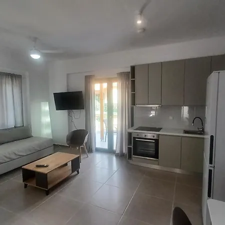 Miliasia Kondaraíni Extérieur photo
