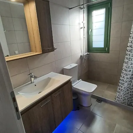 Miliasia Kondaraíni Extérieur photo